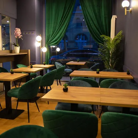 布里斯托尔梅斯中心火车站酒店 酒店