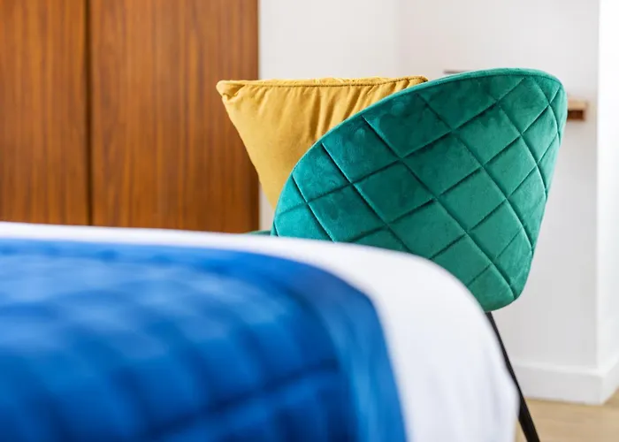 布里斯托尔梅斯中心火车站酒店 2*