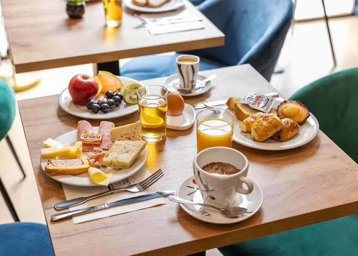 Bristol Centre Gare Отель