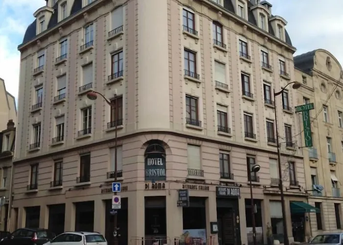 Bristol Centre Gare Отель 2*