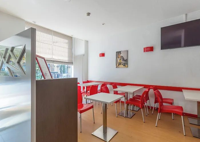 Bristol Centre Gare 2* Мец